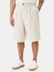 Guess Jeans Szorty jeansowe M6GD39 D7961 Beżowy Regular Fit. Brązowe szorty Guess Jeans, m, z aplikacjami, z bawełny. Za 349.99 zł.