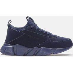 Granatowe sneakersy męskie. Buty sportowe casual marki Kazar. Za 399.00 zł.