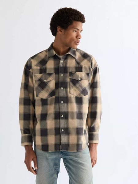 MESKA KOSZULA WRANGLER WESTERN SHIRT CURDS AND WHEY 112378116. Koszule Wrangler, l, bez wzorów, bez kołnierzyka, bez ramiączek. Za 129.99 zł.