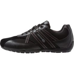 Geox RAVEX Sneakersy niskie black. Buty sportowe casual marki Geox. Za 379.00 zł.