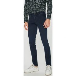 Armani Exchange - Jeansy. Jeansy marki Armani Exchange. W wyprzedaży za 429.90 zł.