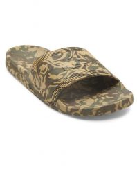 Sandały dla Mężczyzn DOCKYARD. Zielone sandały Quiksilver, z materiału, bez zapięcia. Za 149.99 zł.
