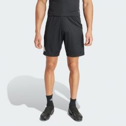 Szorty Referee 24. Czarne szorty Adidas, s, bez wzorów, z materiału, sportowe. Za 149.00 zł.