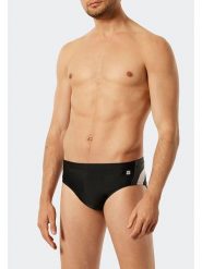 Schiesser Kąpielówki w kolorze czarnym rozmiar: L. Czarne kąpielówki Schiesser, l, bez wzorów, z materiału. Za 65.23 zł.