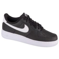 Buty do chodzenia męskie Nike Air Force 1 LV8. Czarne buty sportowe casual Nike, bez wzorów, z gumy, bez zapięcia, nike air force. Za 609.99 zł.