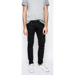 Pepe Jeans - Jeansy Hatch. Jeansy marki Pepe Jeans. W wyprzedaży za 299.90 zł.