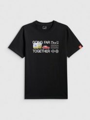 4F T-shirt regular z nadrukiem męski - czarny S. Czarne t-shirty 4F, m, bez wzorów, z bawełny, bez kołnierzyka, bez ramiączek. Za 79.99 zł.