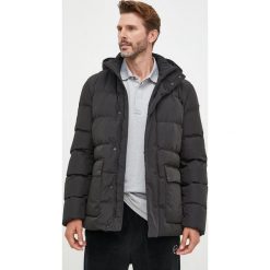 Geox kurtka męska kolor czarny zimowa. Czarne kurtki Geox, na zimę, m, bez wzorów, z włókna, bez kaptura. Za 1,059.90 zł.