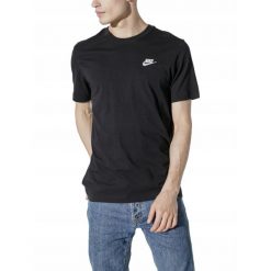Koszulka Nike Sportswear Club 013 czarna. Białe t-shirty sportowe Nike, bez wzorów, z bawełny, bez ramiączek, na fitness i siłownię. Za 129.00 zł.