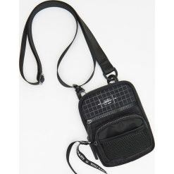 Saszetka na długim pasku 2in1 - Czarny. Torby na ramię marki Cropp. Za 49.99 zł.