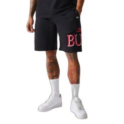Krótkie spodenki Chicago Bulls Team Graphic. Czarne szorty New Era, bez wzorów, sportowe. W wyprzedaży za 161.15 zł.