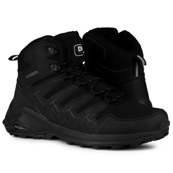 Buty męskie zimowe trekkingowe DK FOREST HIGH. Czarne trekkingi DK, bez wzorów, bez zapięcia. Za 199.00 zł.