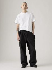 Levi's Bojówki w kolorze czarnym rozmiar: XL. Czarne joggery i bojówki Levi's®, s, bez wzorów, z bawełny. Za 255.65 zł.
