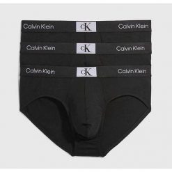 Slipy Mężczyzna CALVIN KLEIN HIP BRIEF 3PK. Czarne slipki CALVIN KLEIN, m, bez wzorów, z bawełny. Za 191.05 zł.