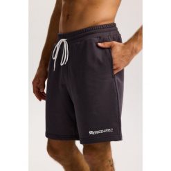 Męskie spodenki dresowe Rough Radical Cotton Active Shorts Men. Czarne krótkie spodenki sportowe ROUGH RADICAL, m, bez wzorów, z dresówki. Za 139.90 zł.