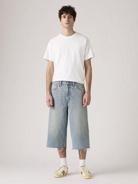 Levi's Szorty dżinsowe w kolorze błękitnym rozmiar: W29. Niebieskie szorty Levi's®, s, z aplikacjami, z bawełny, klasyczne. Za 161.45 zł.