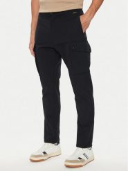 Napapijri Spodnie materiałowe M-Broc NP0A4IK3 Czarny Regular Fit. Czarne spodnie materiałowe Napapijri, m, bez wzorów, z materiału. Za 299.99 zł.