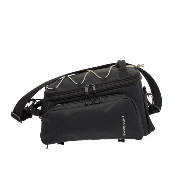 Torba na bagażnik Newlooxs Sports Racktime 31L. Czarne torby na ramię NEW LOOXS, bez wzorów, z poliesteru, na ramię, duże, bez dodatków. Za 491.49 zł.