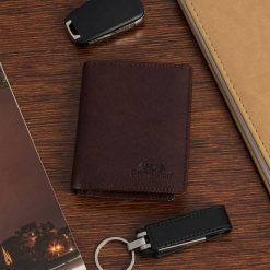 Portfel skórzany męski nowoczesny z aluminiowym etui na karty brązowe Beltimore P88. Brązowe portfele bez wzorów. Za 54.99 zł.