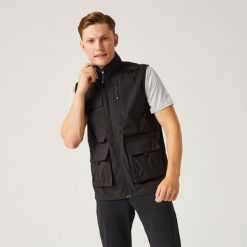 Męska odstraszająca owady lekka kamizelka away. Czarne kurtki przeciwdeszczowe Regatta, m, bez wzorów, bez kaptura. W wyprzedaży za 109.99 zł.