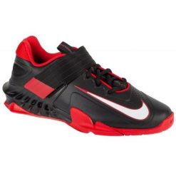 Męskie Buty Sportowe Savaleos Logo Low Cut. Czarne buty turystyczne Nike, bez wzorów, z gumy, bez zapięcia, trekkingowe. Za 813.99 zł.