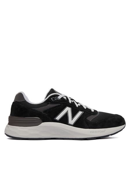 New Balance Buty do biegania Fresh Foam X 880 v7 M88074B Czarny. Czarne buty do biegania New Balance, bez wzorów, ze skóry, bez zapięcia, do biegania. Za 489.99 zł.
