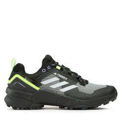 Trekkingi adidas. Zielone trekkingi Adidas, bez wzorów, z gore-texu, bez zapięcia. Za 719.99 zł.