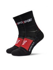Compressport Skarpety wysokie unisex Proracing V3.0 Winter Run SCRU2039012 Czarny. Czarne skarpetki sportowe Compressport, bez wzorów, z materiału. Za 119.99 zł.