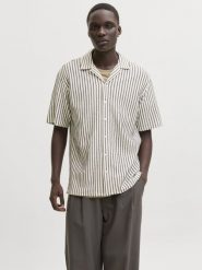 Jack & Jones koszula z krótkim rękawem Mężczyźni Comfort Fit Bawełna brązowy, S. Brązowe koszule Jack & Jones, m, bez wzorów, z bawełny, bez kołnierzyka, bez ramiączek. Za 199.95 zł.