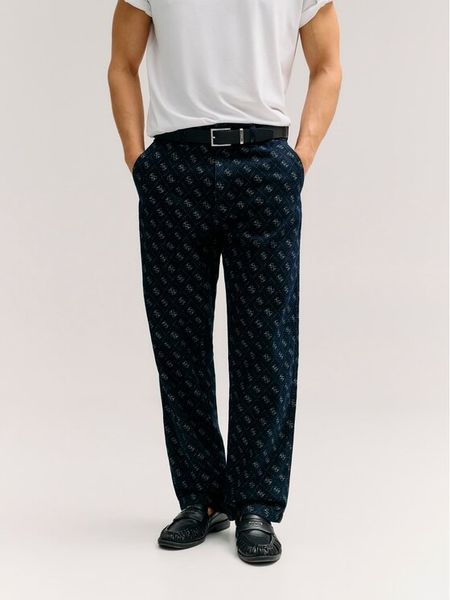 Guess Jeansy Damon M6YAV7 D1290 Granatowy Relaxed Fit. Niebieskie jeansy Guess, m. Za 614.99 zł.