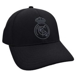 Czapka z daszkiem Real Madryt - oficjalna licencjonowana. Czarne czapki z daszkiem REAL MADRID, bez wzorów. Za 109.00 zł.