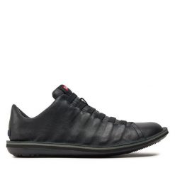 Półbuty Camper. Czarne eleganckie półbuty Camper, bez wzorów, bez obcasa, bez zapięcia. Za 479.99 zł.