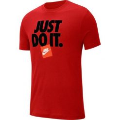 Nike Koszulka Męska M Nsw Tee Hbr 3 University Red White Xl. T-shirty sportowe marki Nike. Za 109.00 zł.