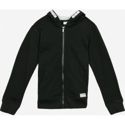 Blukids - Bluza dziecięca 134-164 cm. Bluzy z kapturem marki Blukids, z nadrukiem, z bawełny, z kapturem. W wyprzedaży za 49.90 zł.