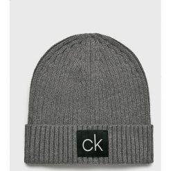 Calvin Klein - Czapka. Szare czapki zimowe marki CALVIN KLEIN, z bawełny. Za 159.90 zł.