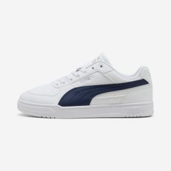 Sneakersy męskie Puma Caven III. Białe buty sportowe casual Decathlon, bez wzorów, ze skóry, bez zapięcia. Za 289.99 zł.