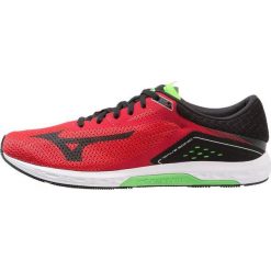Mizuno WAVE SONIC Obuwie do biegania treningowe formula one/black/green slime. Buty treningowe marki Mizuno, z gumy. W wyprzedaży za 356.30 zł.
