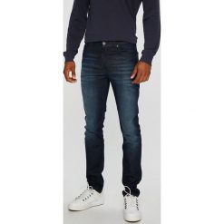 Lee - Jeansy Rider. Jeansy Lee. W wyprzedaży za 229.90 zł.