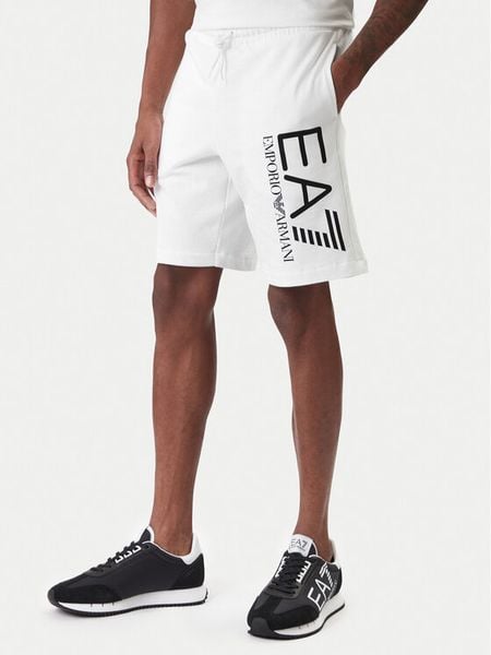 EA7 Emporio Armani Szorty sportowe 7M001414 AF22266 U0002 Biały Regular Fit. Białe krótkie spodenki sportowe EA7 Emporio Armani, m, bez wzorów, z bawełny. Za 409.99 zł.
