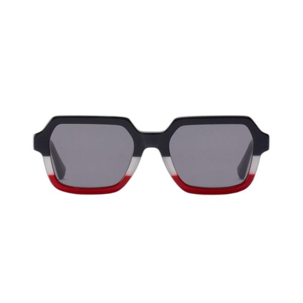 Okulary przeciwsłoneczne Hawkers Minimal. Białe okulary przeciwsłoneczne Hawkers. Za 149.99 zł.