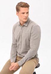 Miękka koszula, Slim Fit, K-STERRY. Koszule Volcano, l, bez wzorów, z bawełny, bez kołnierzyka, bez ramiączek. Za 149.99 zł.