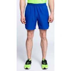 Spodenki treningowe męskie SKMF003 - turkus. Krótkie spodenki sportowe marki WED'ZE. W wyprzedaży za 69.99 zł.