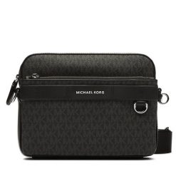 Saszetka Michael Kors. Czarne saszetki i nerki Michael Kors, bez wzorów, małe, bez dodatków. Za 1,399.00 zł.