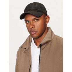 Czapka z daszkiem Calvin Klein. Czarne czapki z daszkiem CALVIN KLEIN, bez wzorów. Za 129.99 zł.