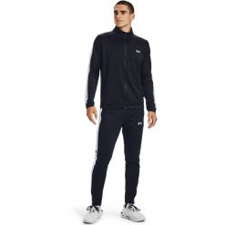 Dres Under Armour emea. Białe komplety dresowe Under Armour, xs, bez wzorów, z dresówki, bez ramiączek. Za 332.90 zł.