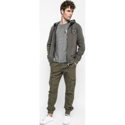 Medicine - Bluza Academic Scout. Bluzy z kapturem marki MEDICINE, m, z bawełny, z kapturem. W wyprzedaży za 49.90 zł.