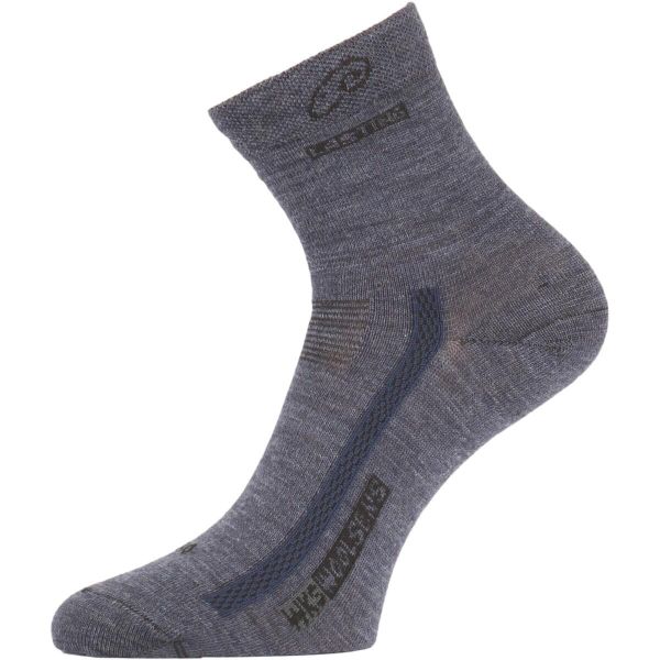 Skarpety merino WKS. Brązowe skarpety LASTING, bez wzorów, z elastanu. Za 94.85 zł.