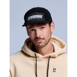 Czapka Ted 5-panelowa Czarna. Czarne czapki z daszkiem POEDERBAAS, na zimę, bez wzorów. Za 221.12 zł.