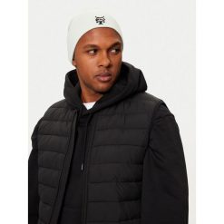 Czapka Quiksilver. Białe czapki zimowe Quiksilver, bez wzorów. Za 129.99 zł.