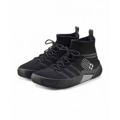 Buty zimowe męskie Brubeck WINTER MERINO. Czarne buty turystyczne Brubeck, na zimę, bez wzorów, bez zapięcia, trekkingowe. W wyprzedaży za 419.00 zł.